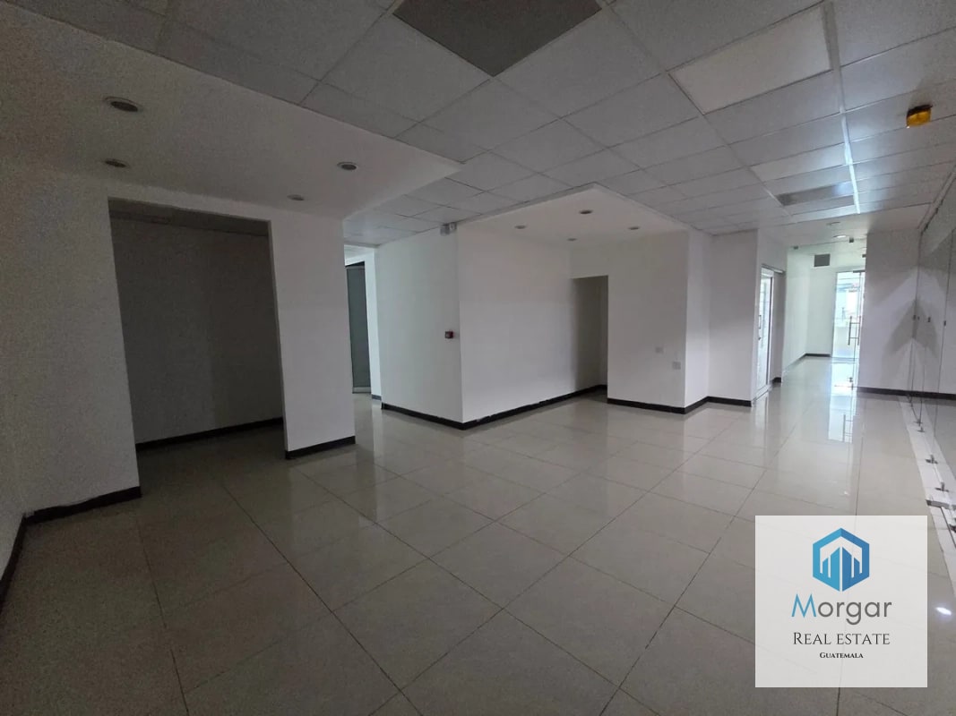 Oficina en Alquiler en Zona 10 de 2,082 Mts en $35,414.80 - 1
