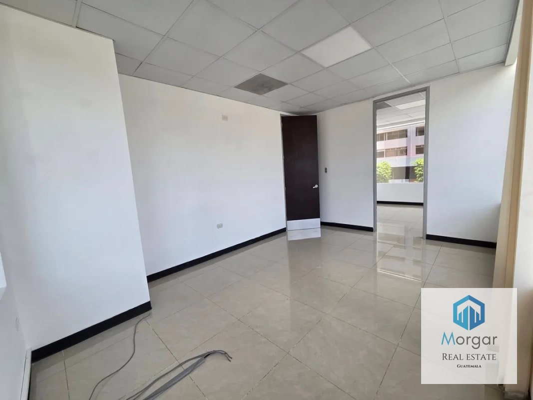 Oficina en Alquiler en Zona 10 de 2,082 Mts en $35,414.80 - 8
