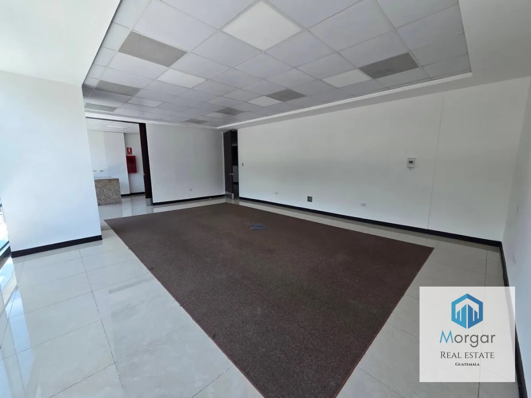 Oficina en Alquiler en Zona 10 de 2,082 Mts en $35,414.80 - 3
