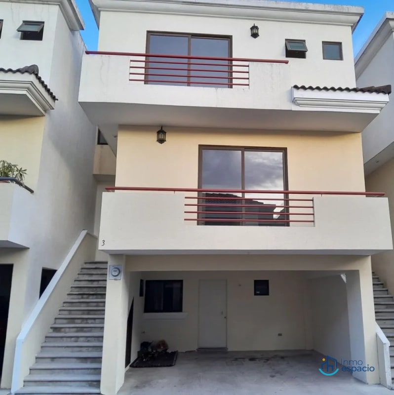 Casa en Venta- Zona 4 de Mixco, Vistas del Naranjo 1 - 13