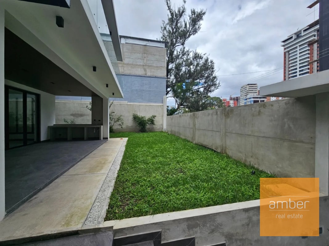 Casa en Zona 13 - 3