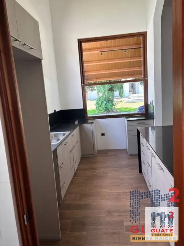 Casa en condominio en Renta, Antigua Guatemala - 2