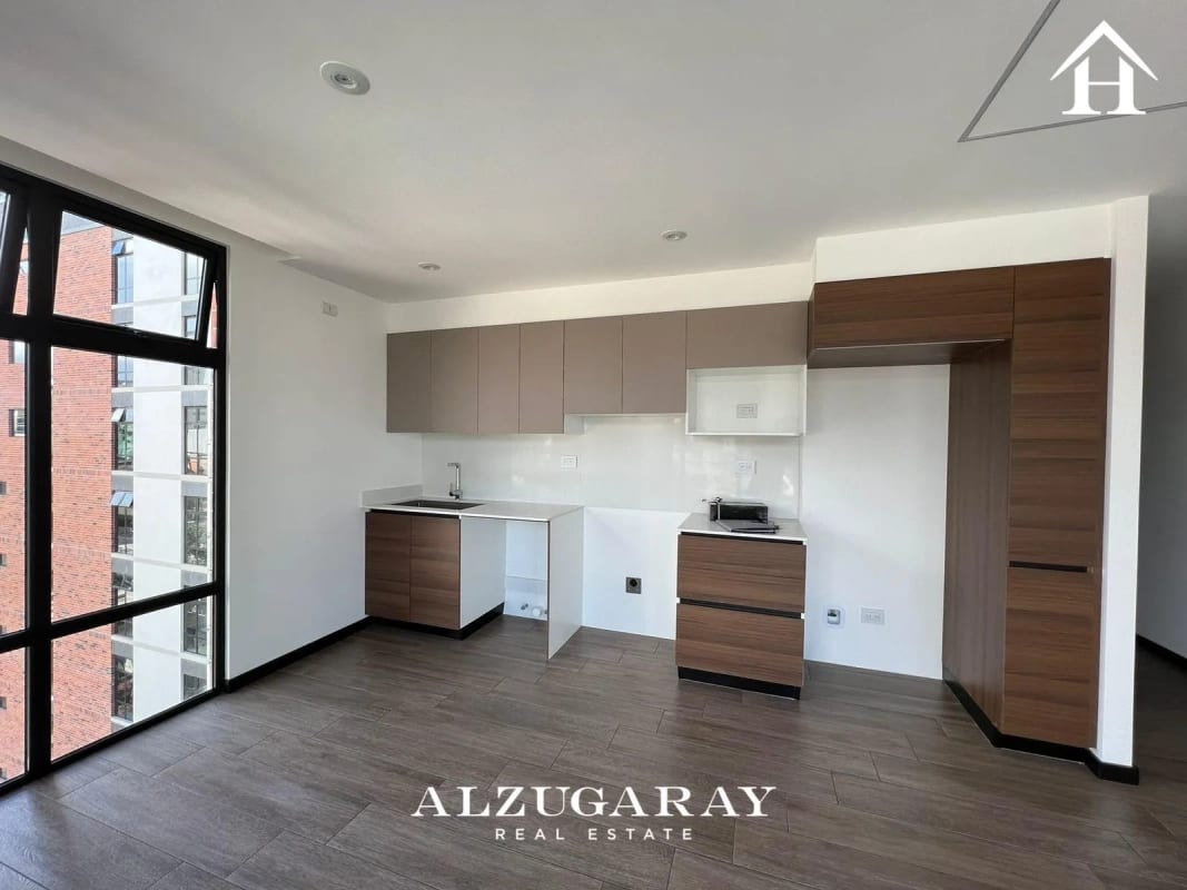 APTO NIVEL ALTO C/ VISTA	 2 HAB. / EDIFICIO IQ10 Z.10 — Apartamento en Venta en Zona 10, Guatemala, Ciudad — foto 9 de 10