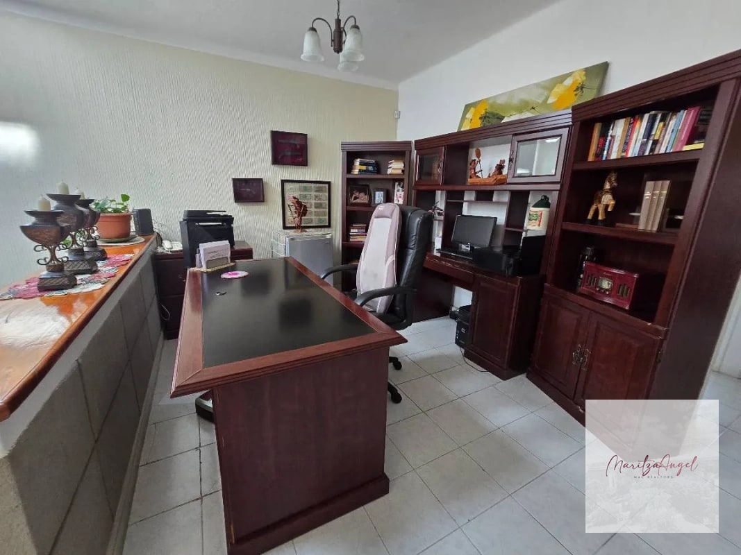 VENTA DE CASA EN ZONA 10 - 2