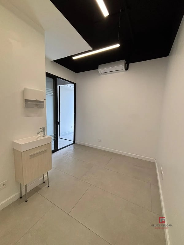 Hermosa Clínica en renta en Prospere 14 zona 14 - 9