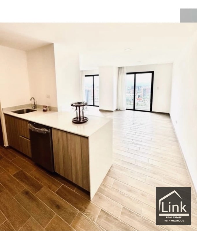 RENTA O VENTA de Apartamenro zona 14 - 1