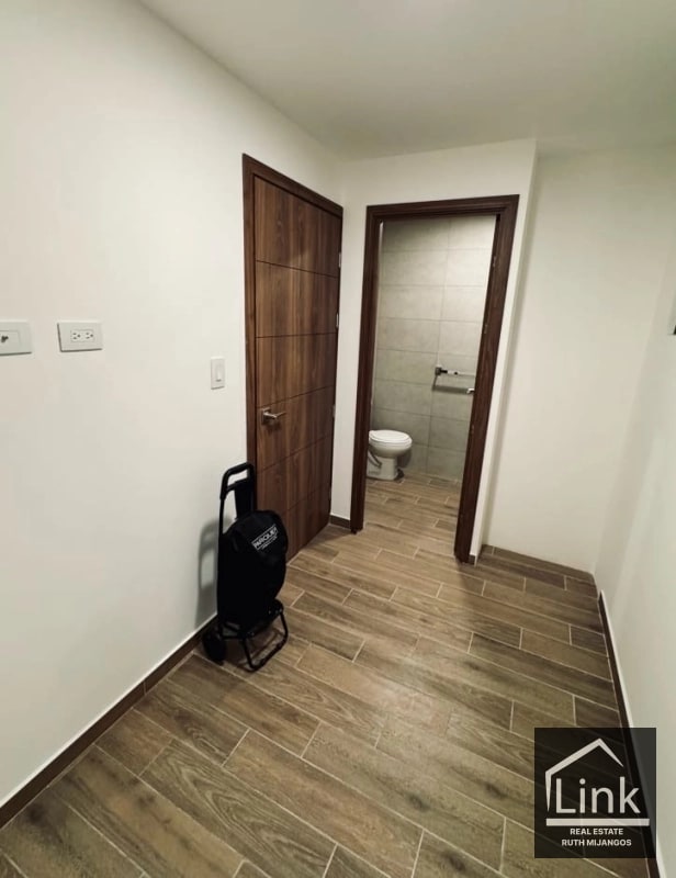 RENTA O VENTA de Apartamenro zona 14 - 5