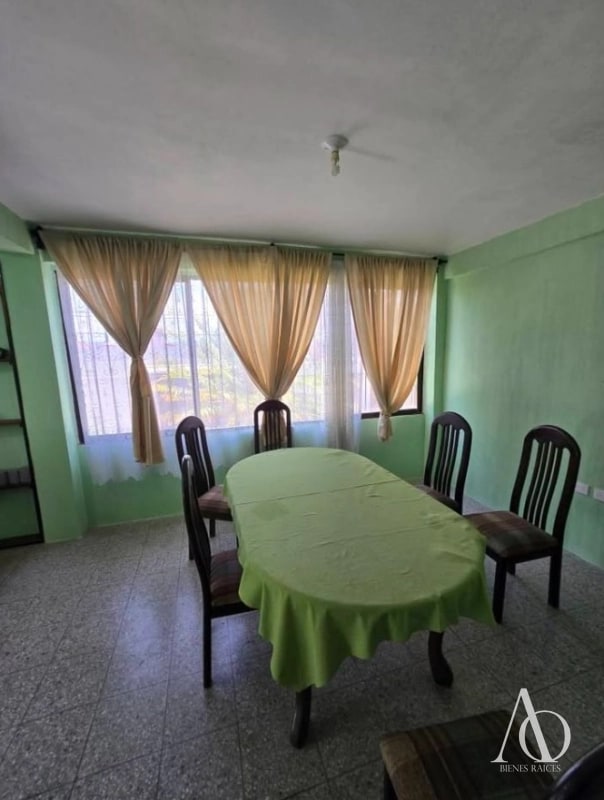 Casa en Venta en Pinares de San Cristóbal, zona 8 de Mixco / EN DIRECTO - 4