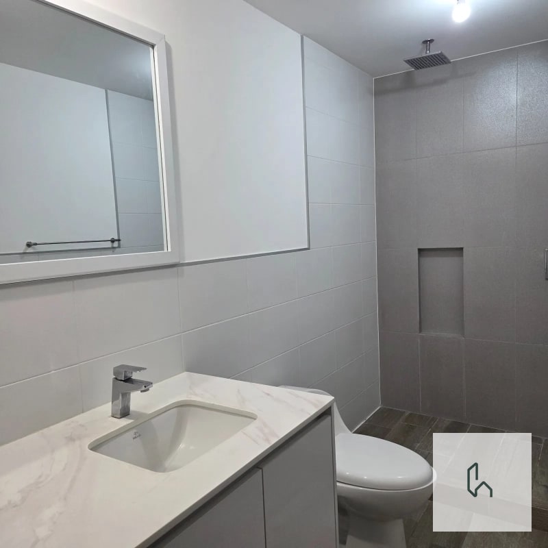 APARTAMENTO EN VENTA Z.14, SEGHERIA - 5