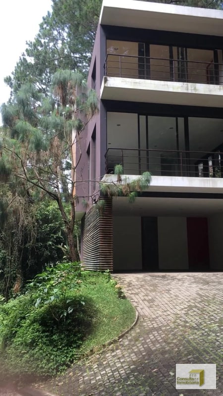 Casa en renta/ Bosques de Muxbal/ 3 niveles - 1
