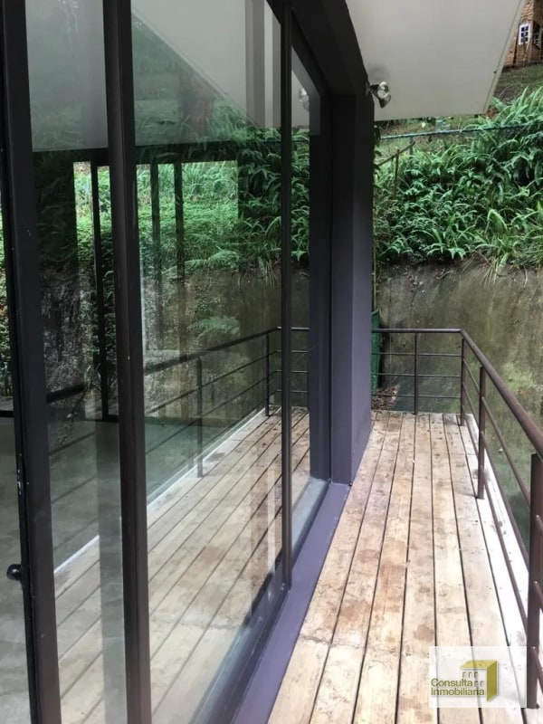 Casa en renta/ Bosques de Muxbal/ 3 niveles - 8
