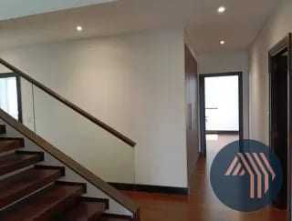 Alquiler de Amplio Apartamento 2 Niveles - 5TA Avenida, Zona 14 — Apartamento en Alquiler en Quinta Avenida, Zona 14, Guatemala, Ciudad — miniatura 1 de 7
