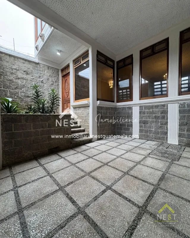 Casa de 4 habitaciones en Venta, Ciudad San Cristóbal | Res. Loma Real — Casa en Venta en Loma Real, Zona 8 Mixco, Guatemala, Ciudad — foto 2 de 17