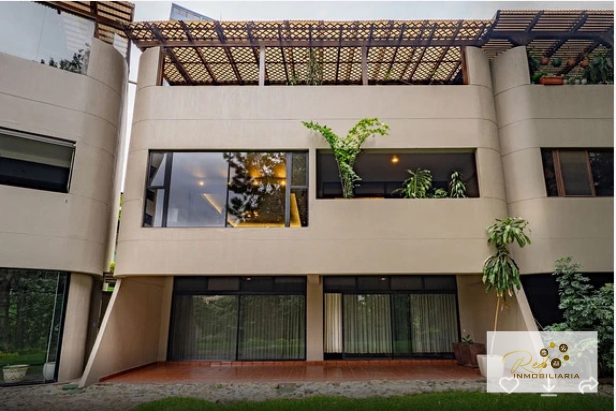 VENTA DE CASA PREMIERE CLUB ZONA 14 - 13