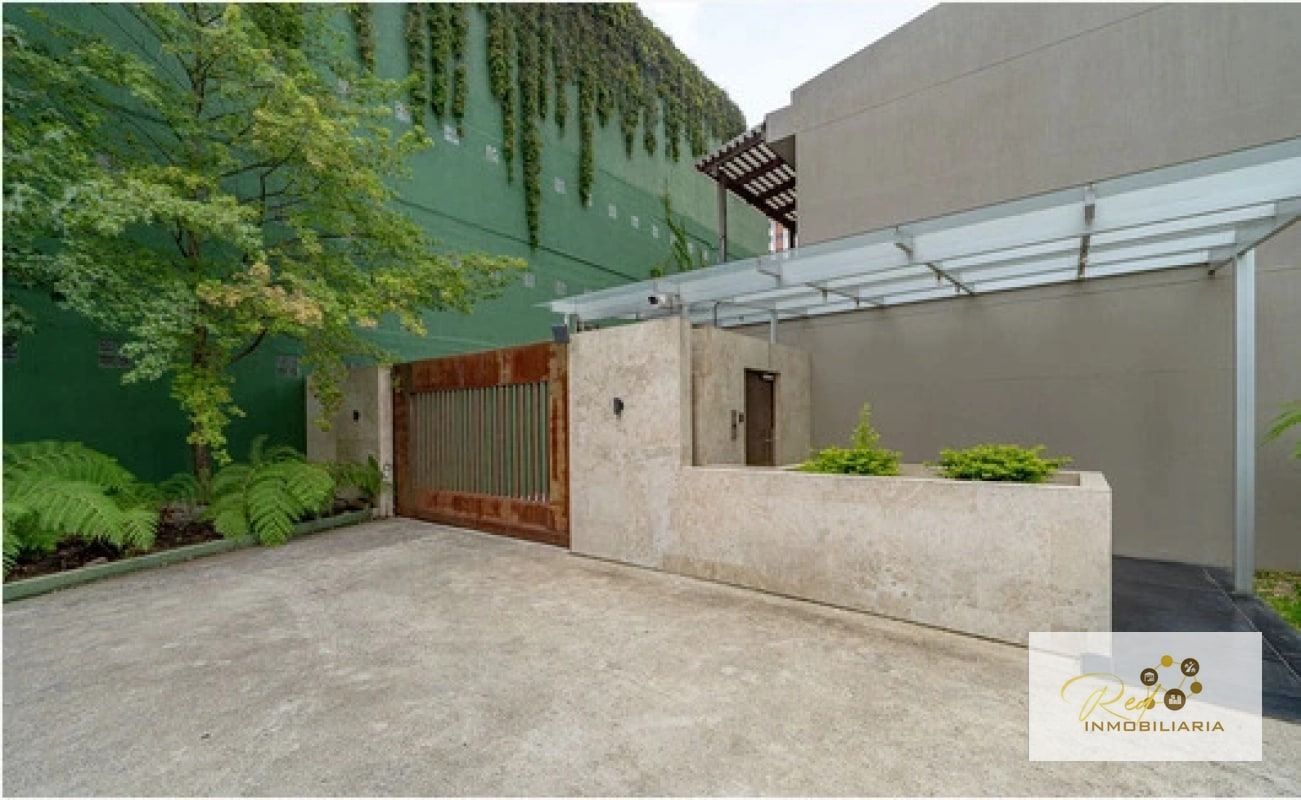 VENTA DE CASA PREMIERE CLUB ZONA 14 - 2