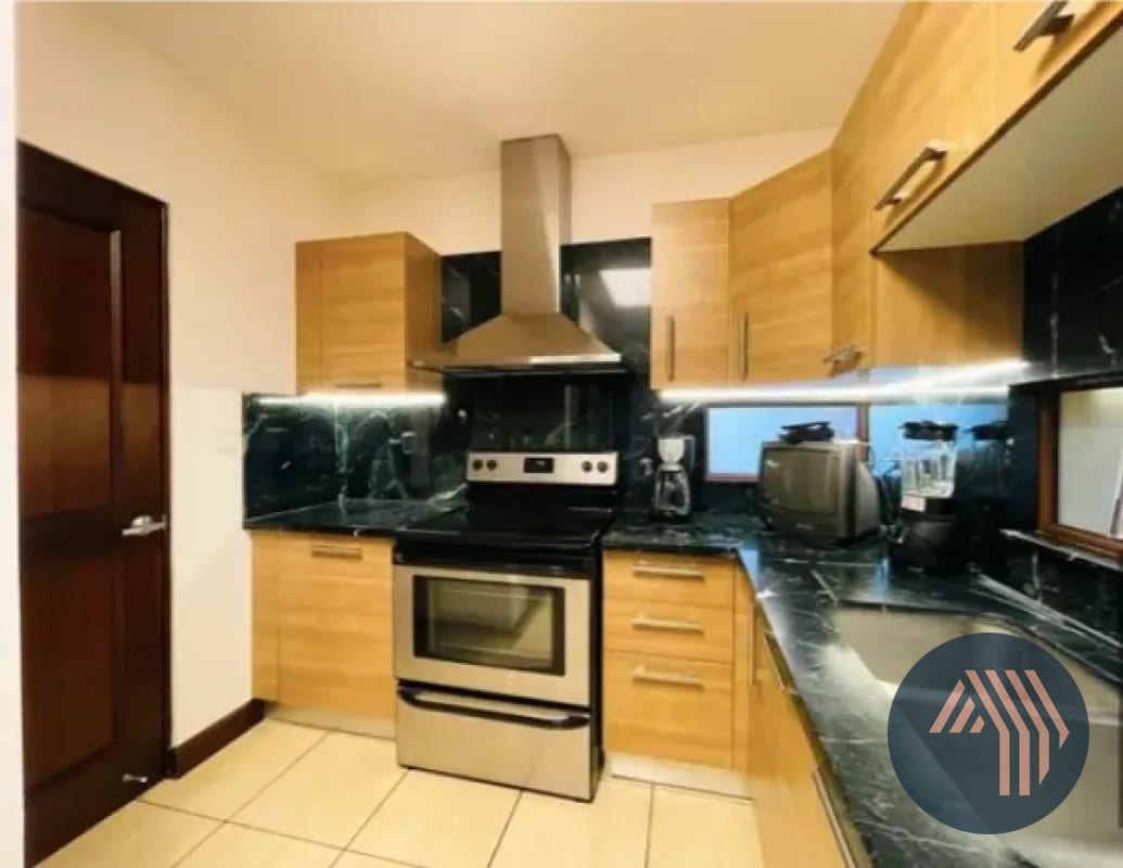 ALQUILER DE AMPLIO APTO. AMUEBLADO - SANTA MARÍA, ZONA 10 — Apartamento en Alquiler en Santa María, Zona 10, Guatemala, Ciudad — foto 14 de 17
