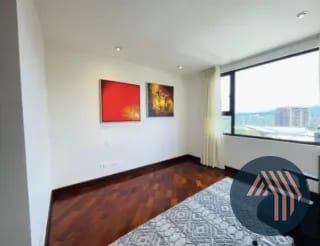 ALQUILER DE AMPLIO APTO. AMUEBLADO - SANTA MARÍA, ZONA 10 — Apartamento en Alquiler en Santa María, Zona 10, Guatemala, Ciudad — miniatura 4 de 17