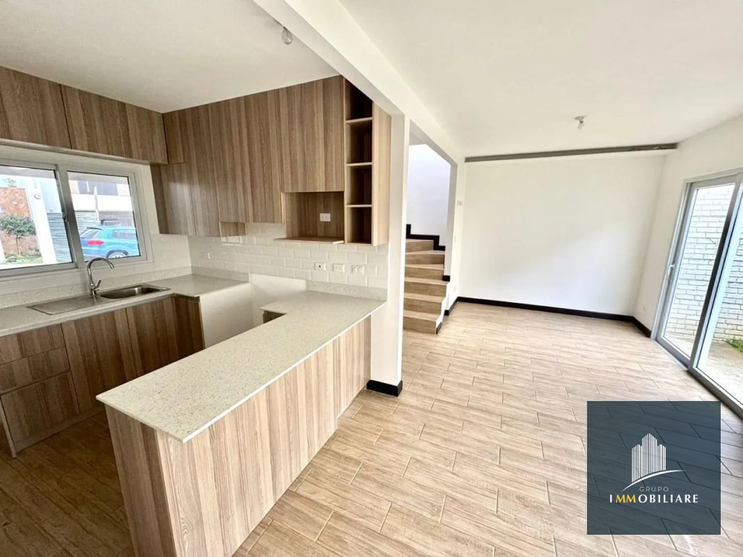 Casas en venta Bosques de Santa Elena, Carreterea a el salvador - 14