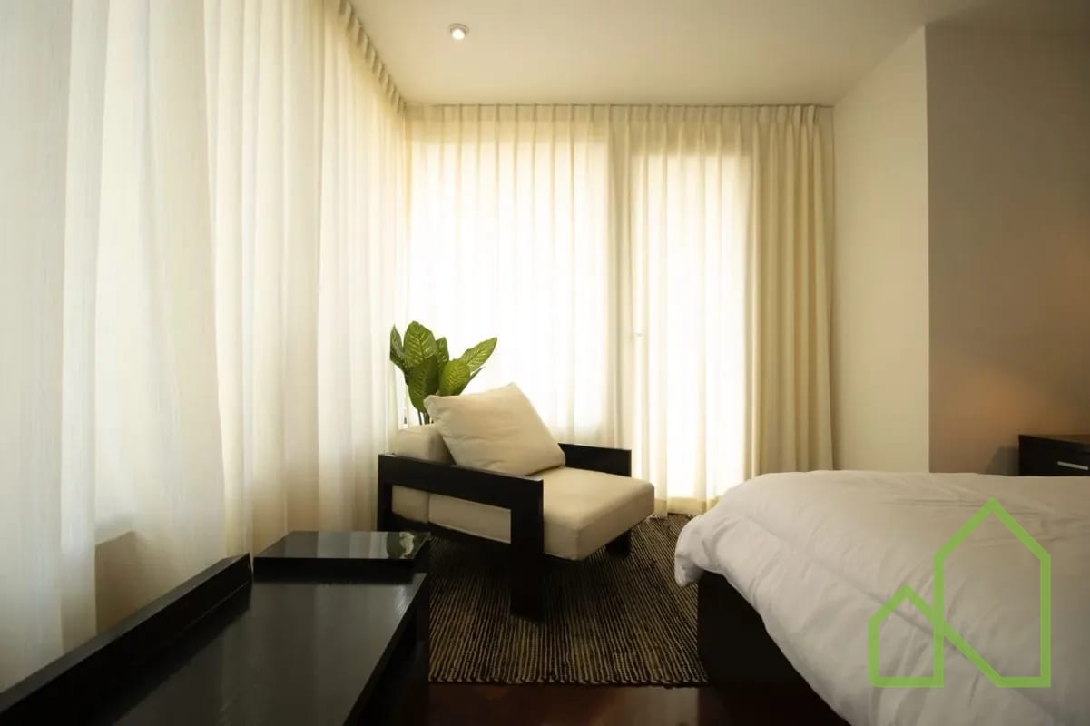 Apartamento Amueblado en Alquiler en Santa Maria zona 10 — Apartamento en Alquiler en Zona 10, Guatemala, Ciudad — foto 3 de 7