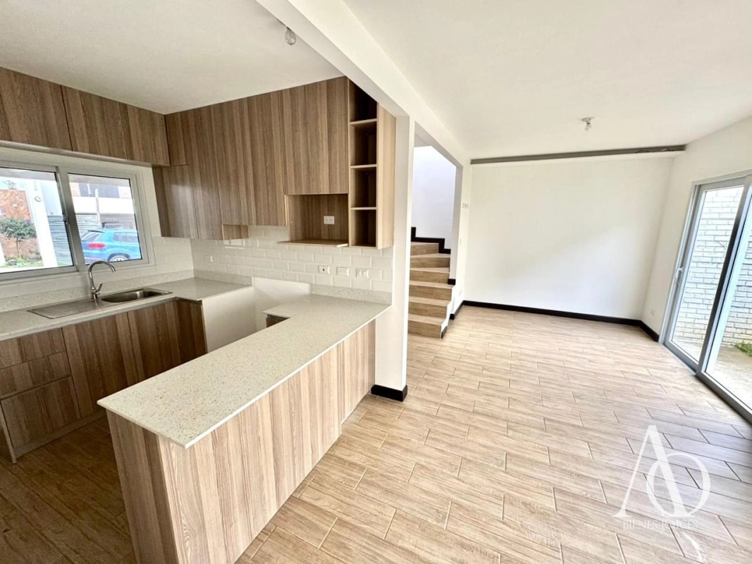 Casa en Venta en Bosques de Santa Elena, Km. 26 CES / EN DIRECTO - 16