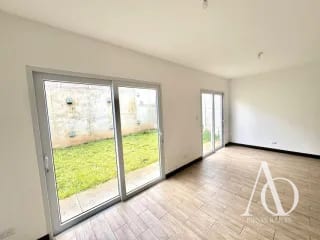 Casa en Venta en Bosques de Santa Elena, Km. 26 CES / EN DIRECTO — Casa en Venta en Carretera a El Salvador, Guatemala, Ciudad — miniatura 13 de 17