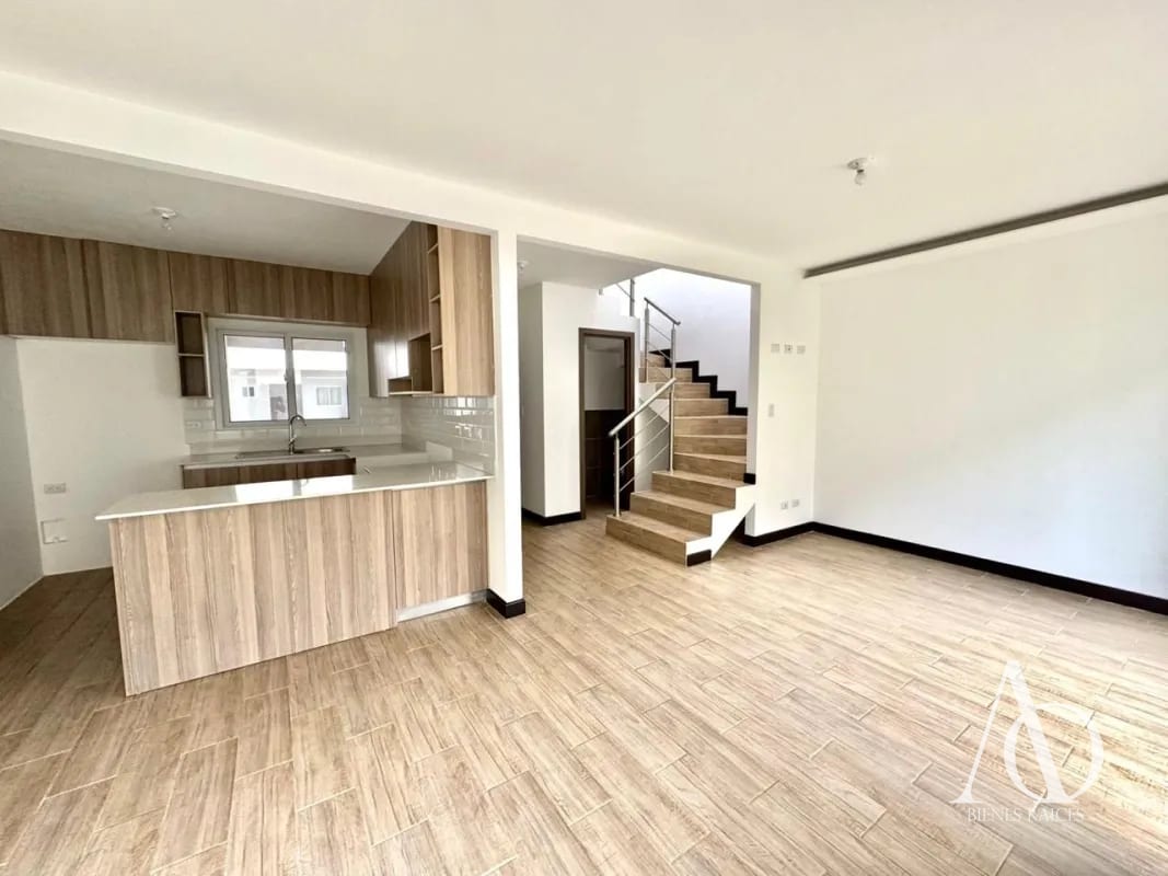 Casa en Venta en Bosques de Santa Elena, Km. 26 CES / EN DIRECTO — Casa en Venta en Carretera a El Salvador, Guatemala, Ciudad — foto 8 de 17
