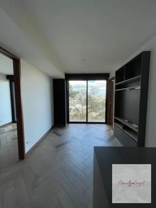 APARTAMENTO EN VENTA EN ZONA 16 — Apartamento en Venta en Kanajuyú, Zona 16, Guatemala, Ciudad — miniatura 4 de 13