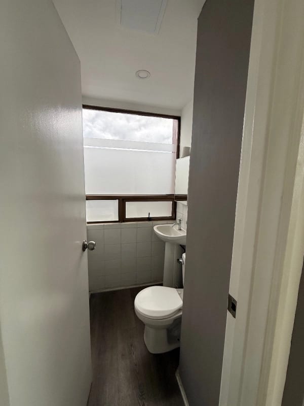 CLINICAS MEDICAS — Clínica en Alquiler en Santa Clara II, Zona 10, Guatemala, Ciudad — foto 4 de 9