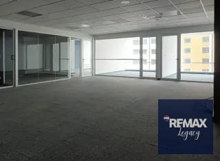 Oficina Renta | Zona 10 | Reforma 10 — Oficina en Alquiler en Reforma 10 (Reforma Business Center), Zona 10, Guatemala, Ciudad — miniatura 4 de 5