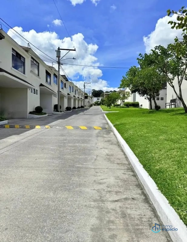 Casa en venta zona 8 mixco-San Cristóbal - 9