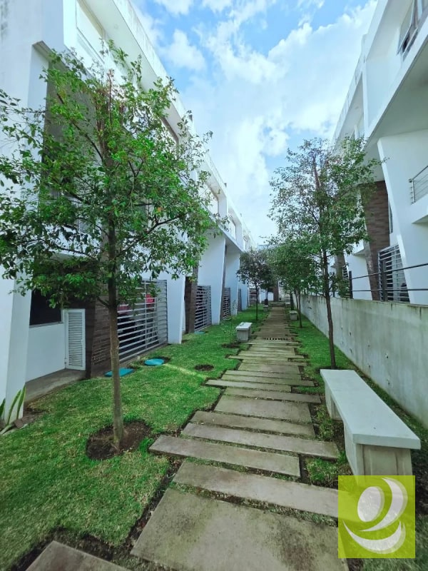 Casa de Esquina Venta Condominio Cantoria Zona 7 Mixco - 2