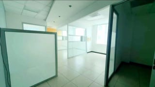 ALQUILER OFICINA ZONA PRADERA, ZONA 10 — Oficina en Alquiler en Zona Pradera, Zona 10, Guatemala, Ciudad — miniatura 3 de 4
