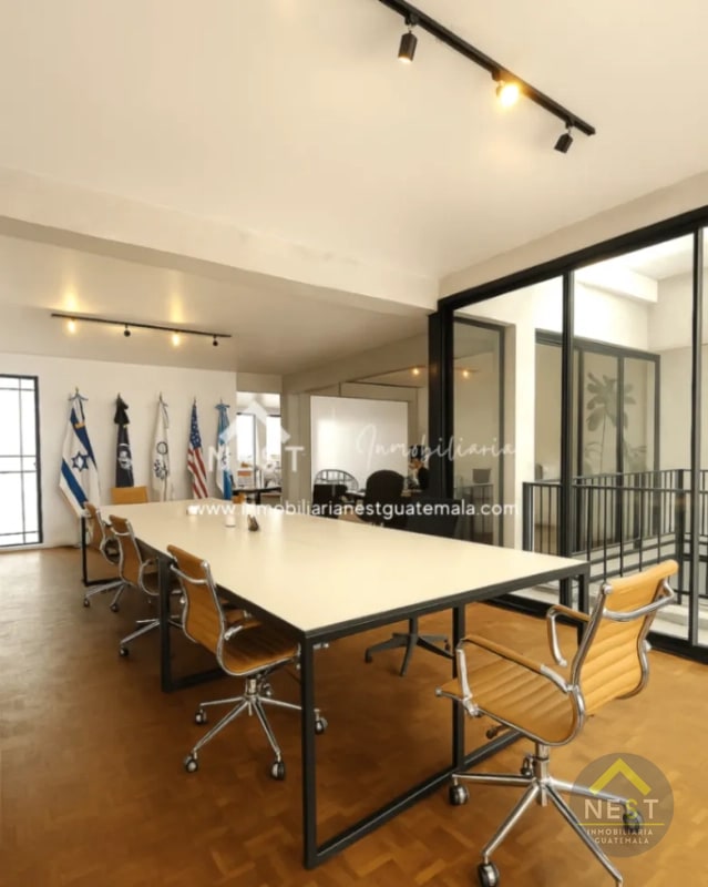 Casa comercial en Renta | zona 10 - 17