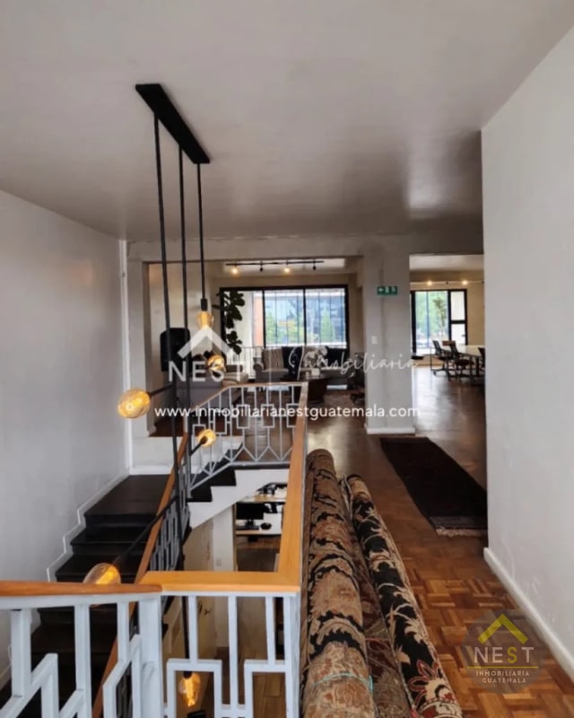 Casa comercial en Renta | zona 10 - 8