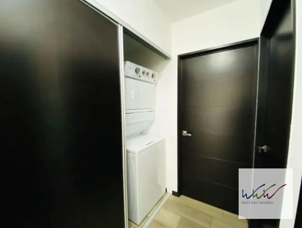 Rento apartamento en edificio Segheria zona 14 - 11