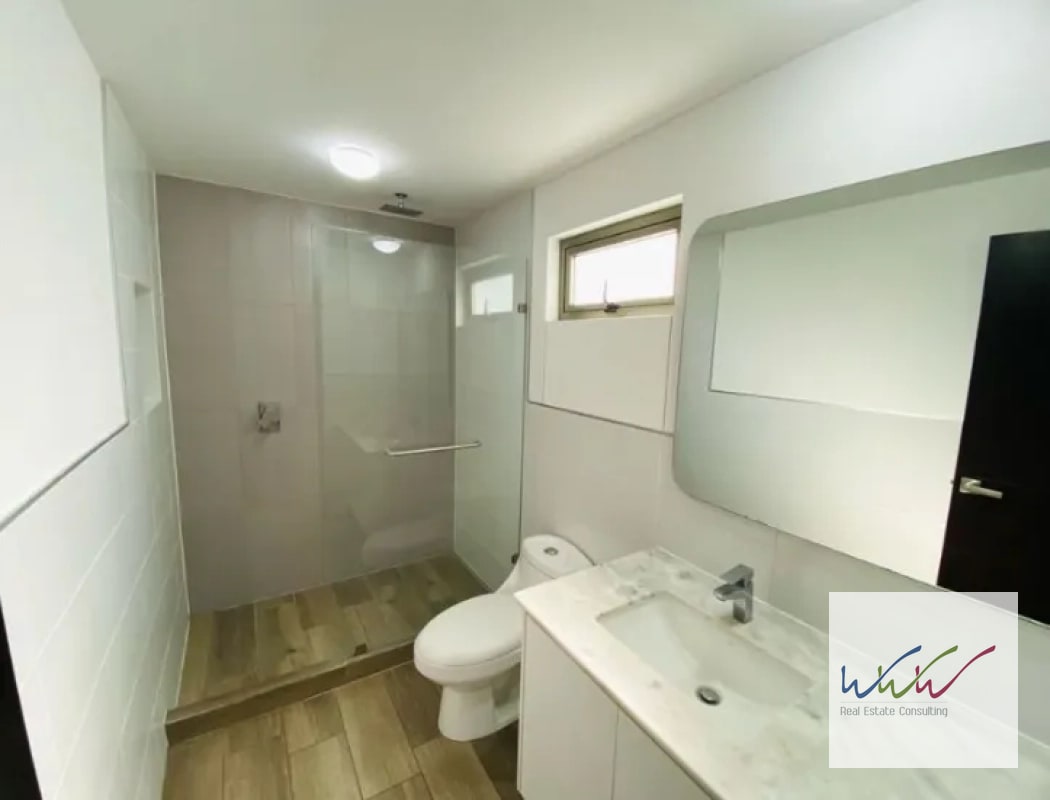 Rento apartamento en edificio Segheria zona 14 - 9