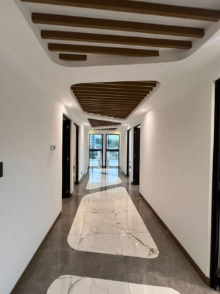 CLINICAS/OFININAS EN RENTA  EDIFICIO RENOVATI ZONA 10 — Clínica en Alquiler en Zona 10, Guatemala, Ciudad — miniatura 6 de 6
