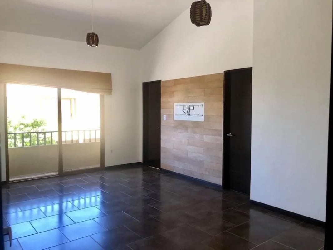 Casa en VENTA en Condominio Arboleda Km. 21.5 CAES Casa de Esquina — Casa en Venta en Carretera a El Salvador, Guatemala, Ciudad — foto 2 de 5