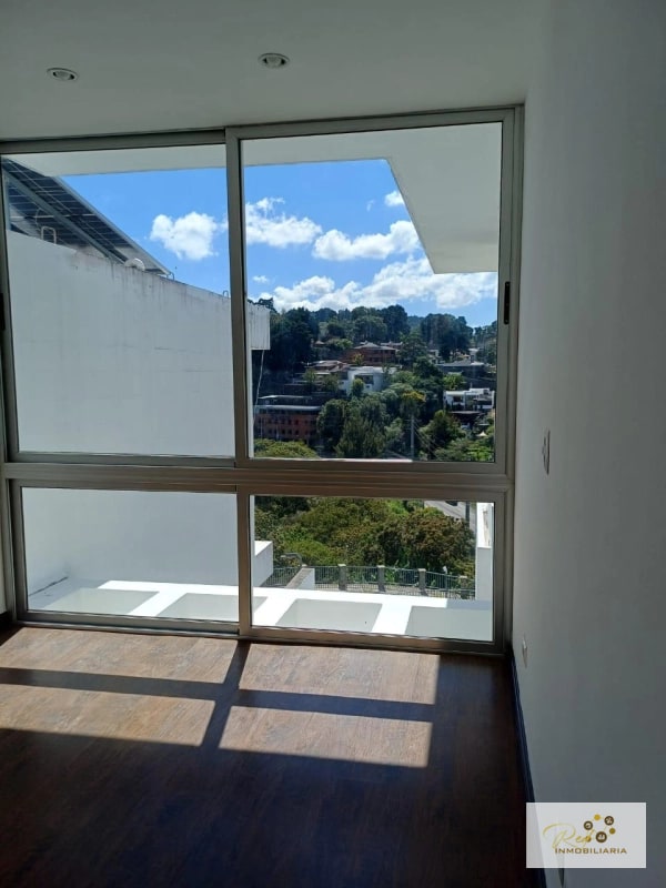 RENTA, AMPLIA CASA DE TRES NIVELES,  CAES, CONDOMINIO Km.9 - 5