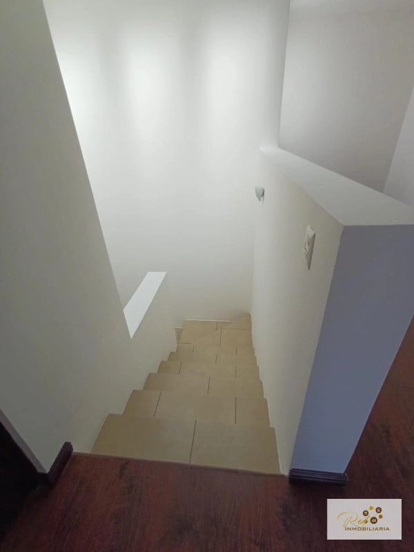 RENTA, AMPLIA CASA DE TRES NIVELES,  CAES, CONDOMINIO Km.9 - 3