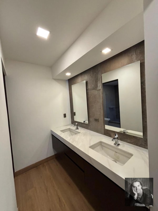 Exclusivo Proyecto de casas modernas en venta en zona 15 - 11