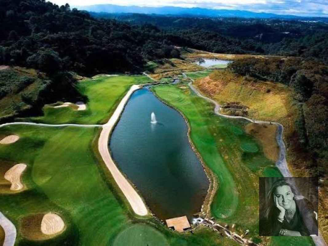 EL PULTE GOLF FRONT / Terreno en venta, zona 16 - 10