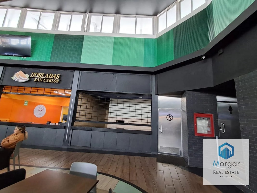 Local en renta en zona 10 foodcourt - 4