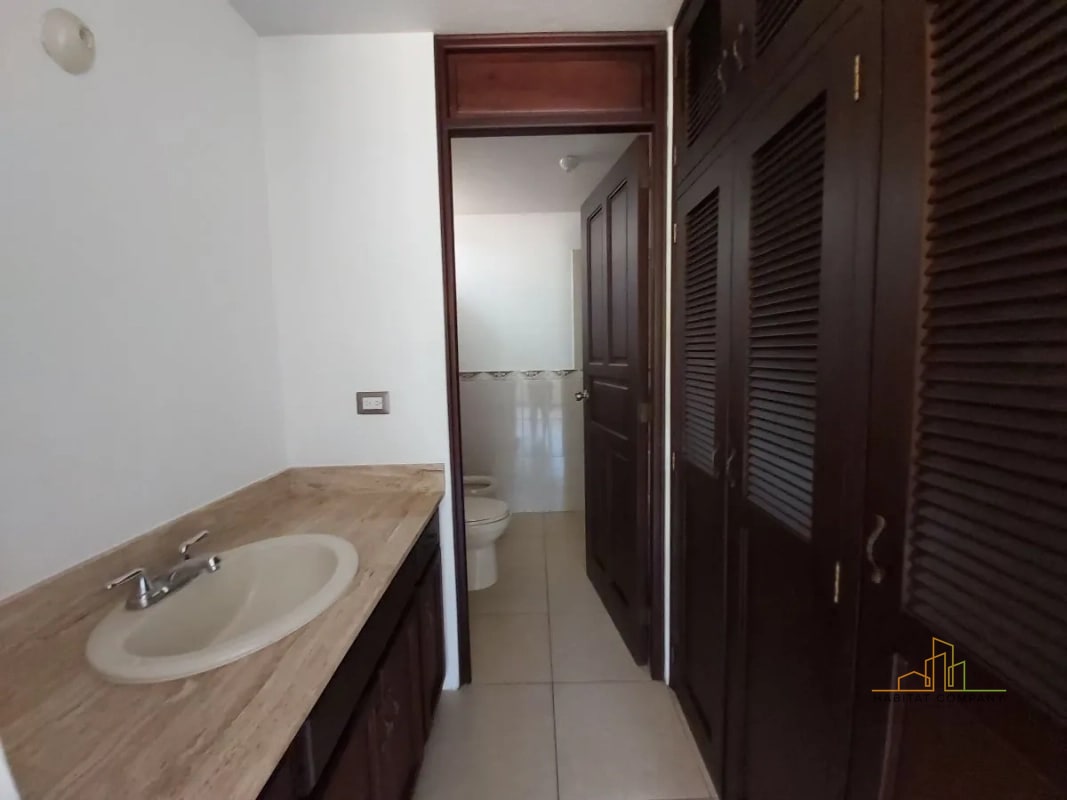 Casa en Renta Km 16 CES, Calle de Olmeca-Condominio Santa Mónica, Fraijanes - 6