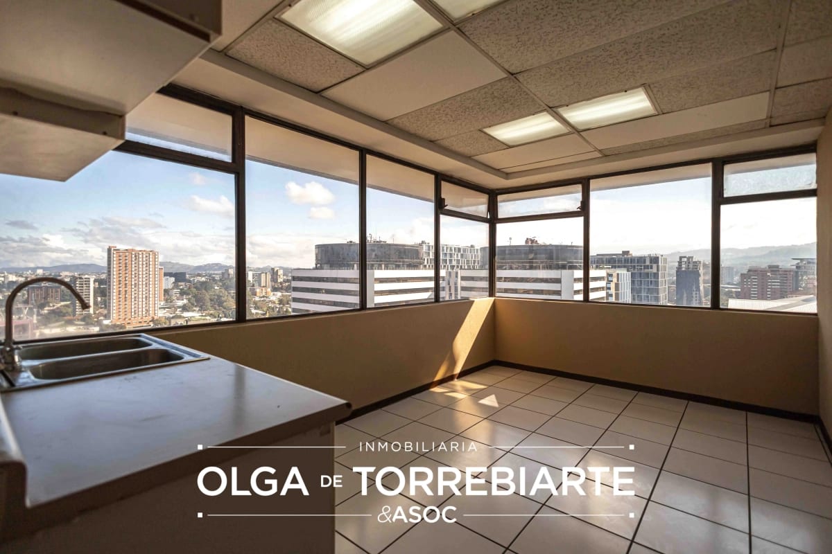 Oficina en Reforma Montufar, Zona 10 — Oficina en Alquiler en Zona 9, Guatemala, Ciudad — foto 10 de 17