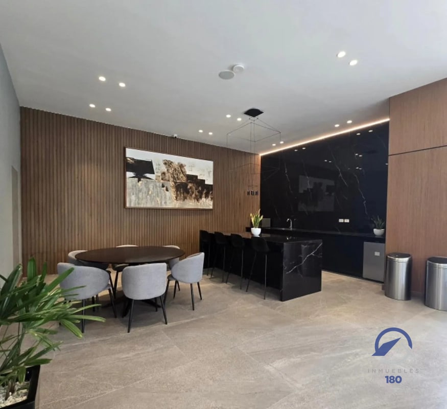 Apartamento en venta en Parque 14, zona 14, Ciudad de Guatemala - 2