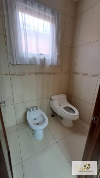 🏡 RENTA CASA EN CONDOMINIO PUERTA GRANDE,  Km.14.1  CAES. — Casa en Alquiler en Carretera a El Salvador, Guatemala, Ciudad — miniatura 4 de 15