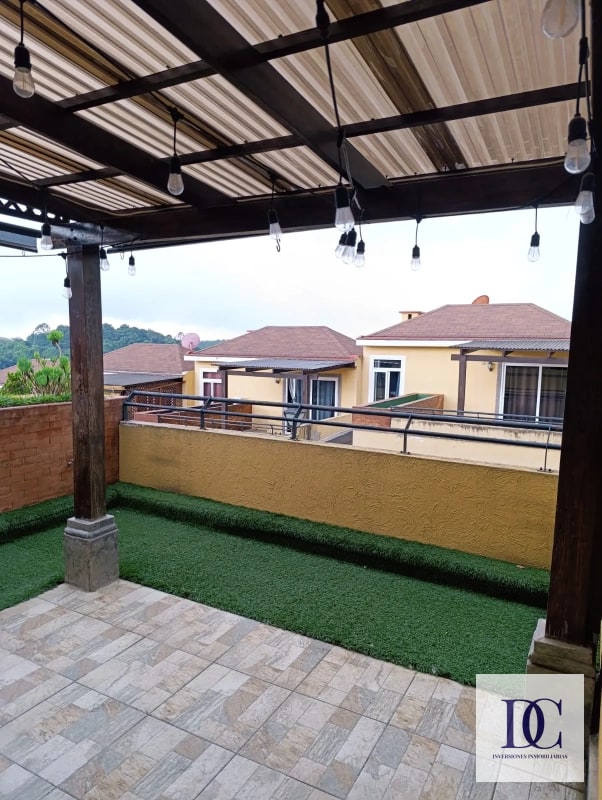 CASA EN VENTA CONDOMINIO BOSQUES DE ARRAZOLA - 3