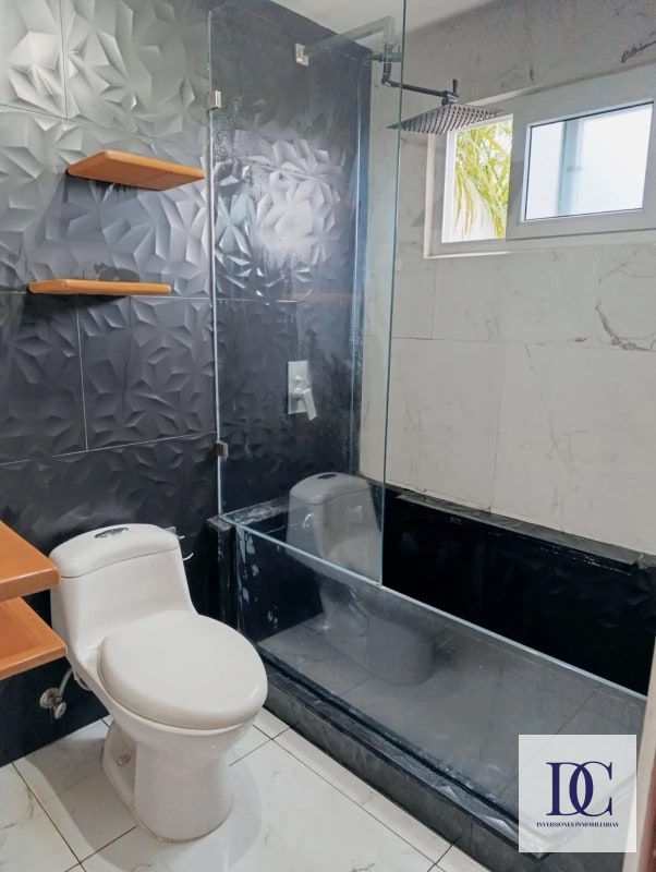 CASA EN VENTA CONDOMINIO BOSQUES DE ARRAZOLA - 2