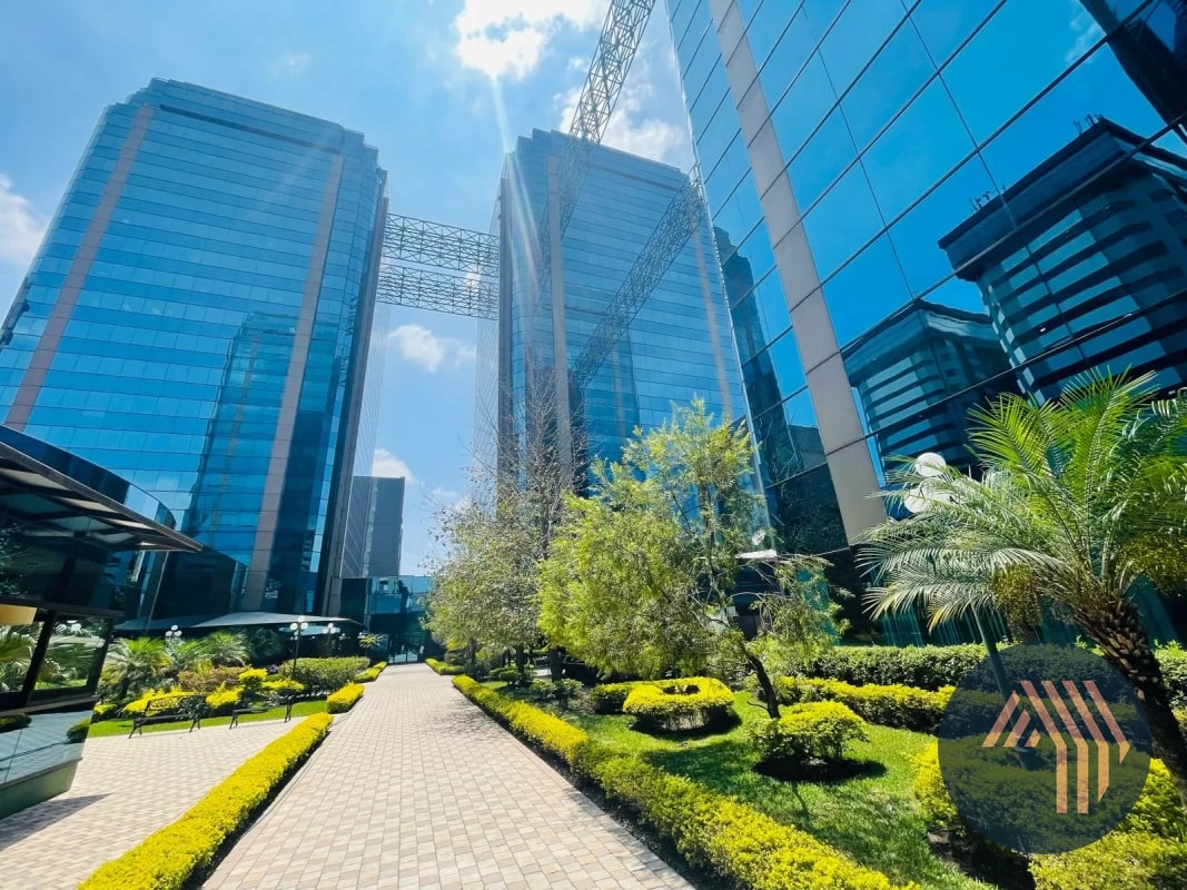 ALQUILER DE AMPLIA OFICINA 232.56MT2 - EUROPLAZA, ZONA 14 - 1